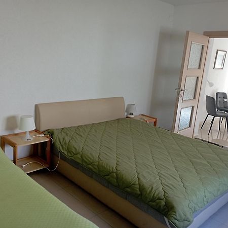 Apartmani Trubi 1 Vodice Extérieur photo